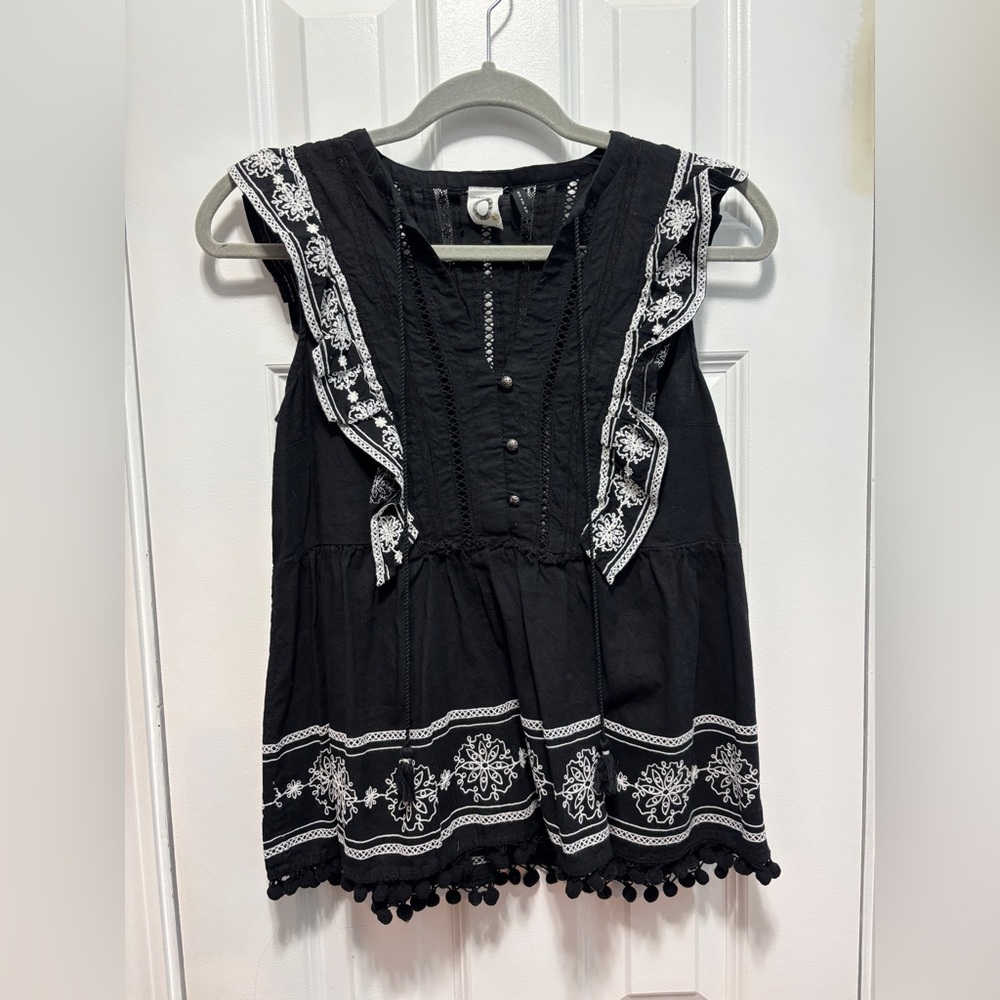 Anthropologie Akemi + Kin  Womens Adelina Embroidered Blouse‎ Size 4